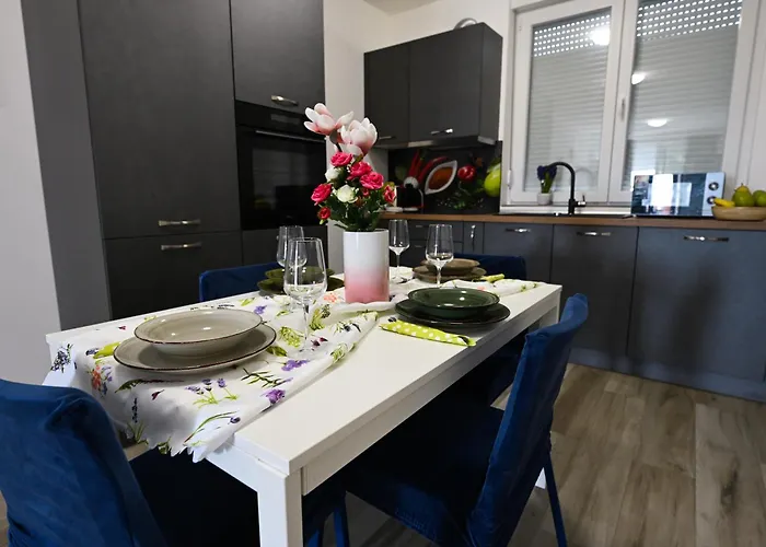 Ana Apartman Zára