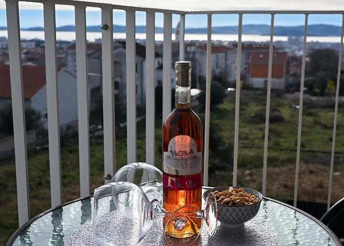 Ana * Zadar